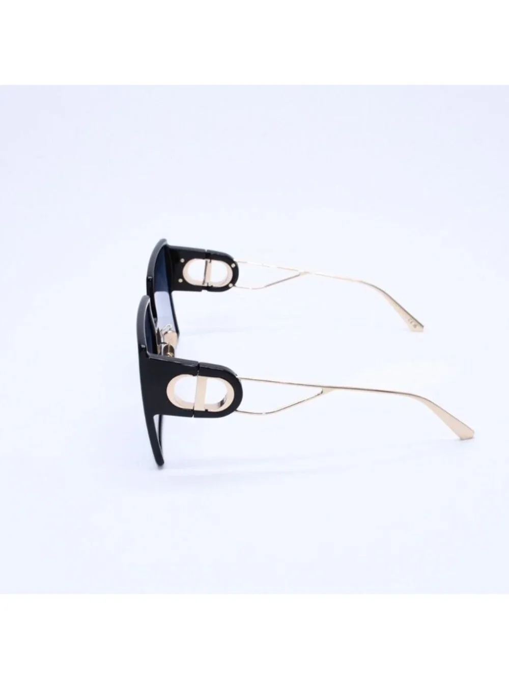 Dior Square Frame Sunglasses 58 15 Eyewear Gold